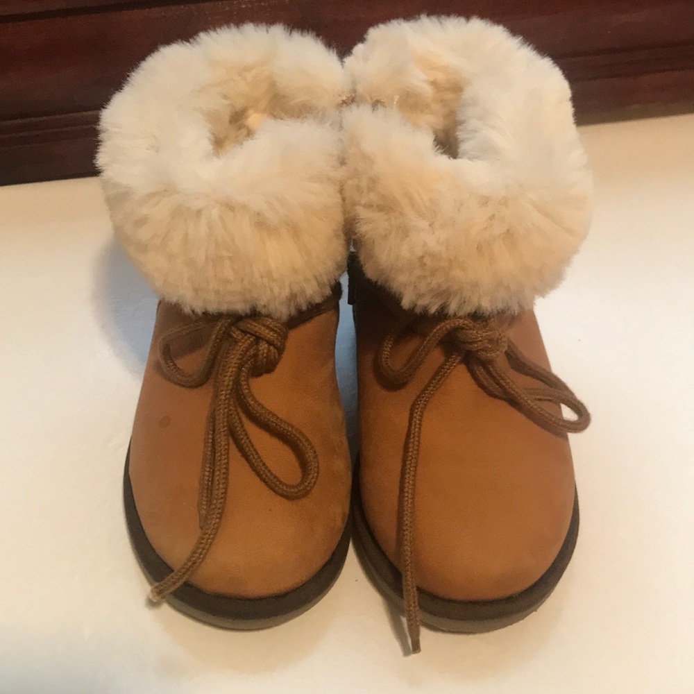 Zara baby boots size 5